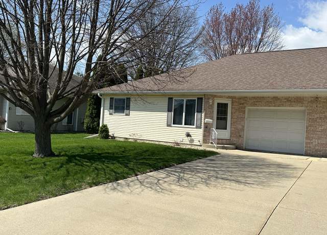 Property at 920 Sunshine Dr, Princeton, IL 61356, 2 beds, 2 baths