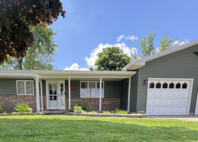 Property at 533 Oakley Rd, Cerro Gordo, IL 61818, 3 beds, 2 baths