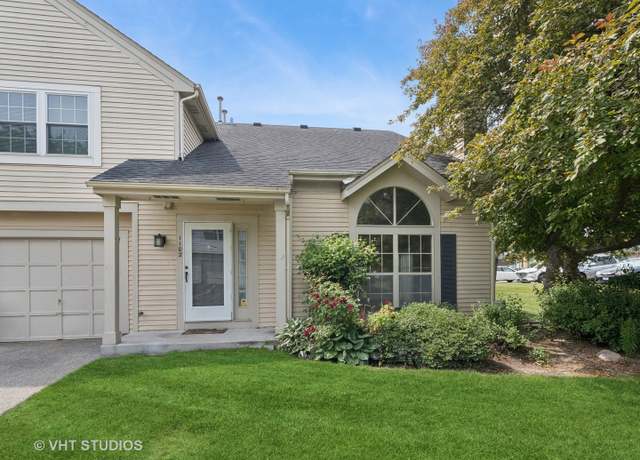 Property at 1102 N Knollwood Dr, Palatine, IL 60067, 2 beds, 1.5 baths