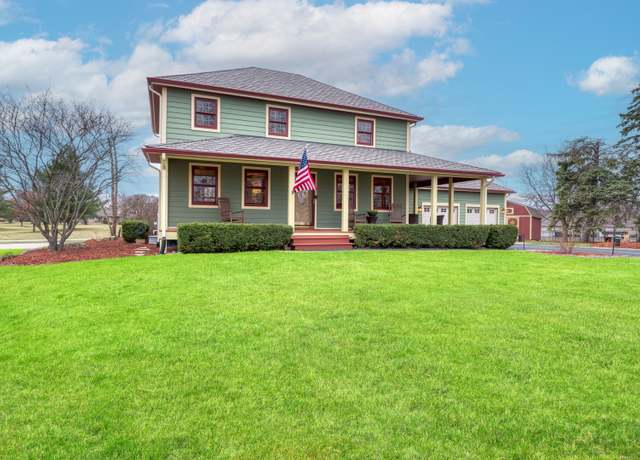 Property at 10812 Andrea Dr, Orland Park, IL 60467, 3 beds, 2 baths