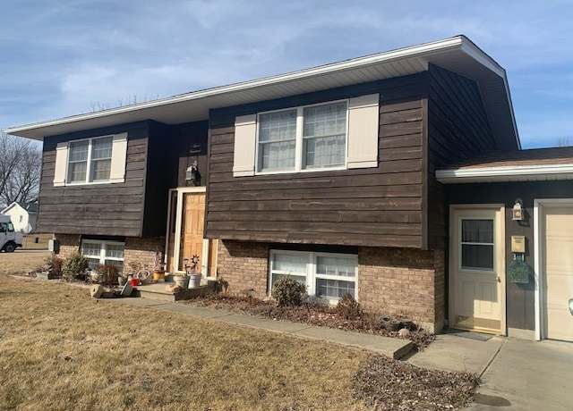 Property at 300 11th St, Marseilles, IL 61341, 3 beds, 2 baths