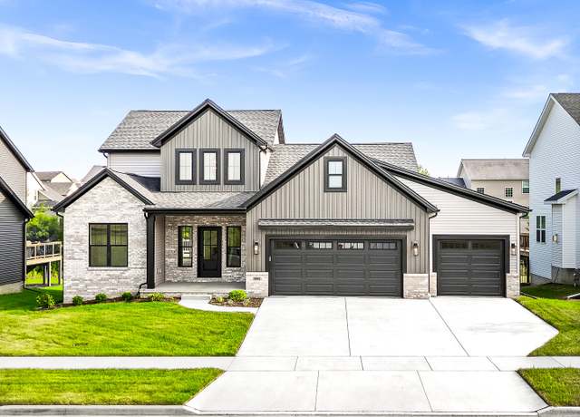 Property at 5005 Finlen Ln, Bloomington, IL 61705, 5 beds, 3.5 baths