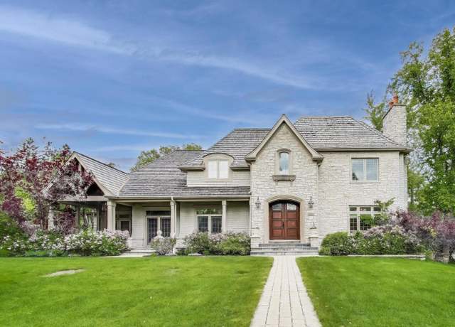 Property at 724 Becker Rd, Glenview, IL 60025, 6 beds, 5.5 baths