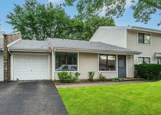 Property at 1319 N Cascade Ln #1319, Palatine, IL 60074, 2 beds, 1 bath