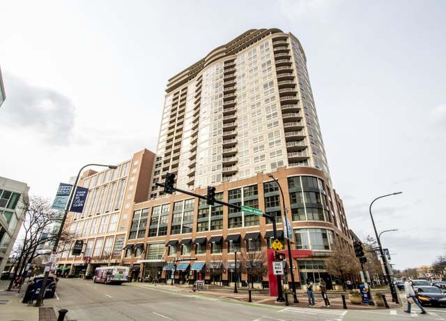 Property at 807 Davis St #403, Evanston, IL 60201, 2 beds, 2 baths