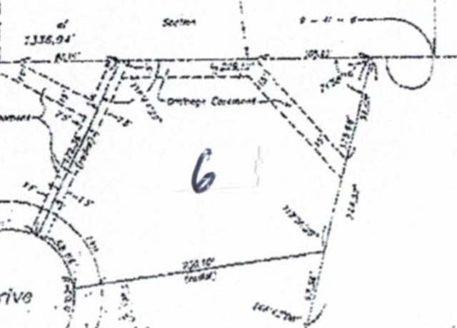 Property at 300 Rolling Oaks Dr, Burlington, IL 60109