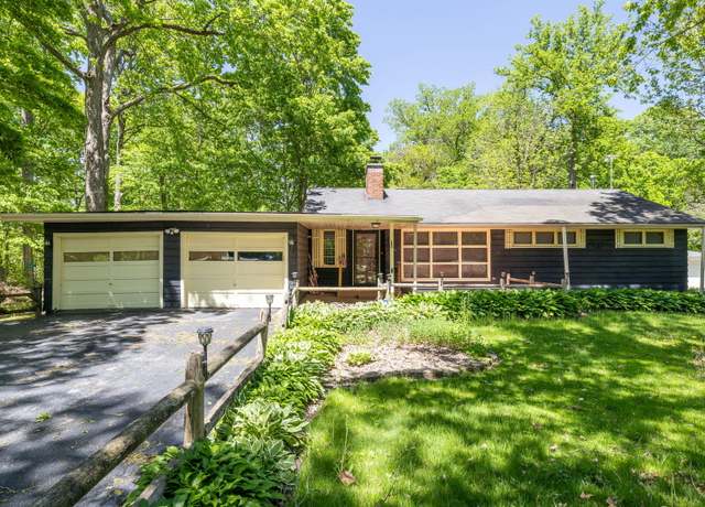 Property at 11040 W Cleveland Rd, Mokena, IL 60448, 3 beds, 1 bath