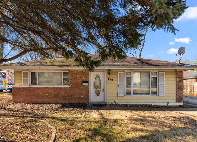 Property at 159 Blackhawk Dr, Park Forest, IL 60466, 2 beds, 1 bath