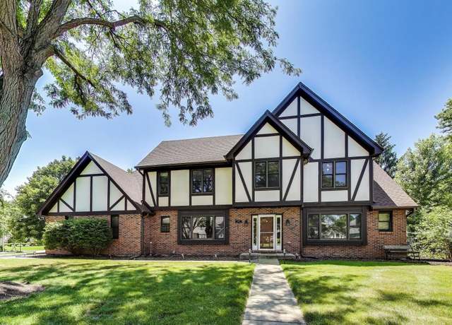 Property at 475 Waubonsee Circle Ct, Oswego, IL 60543, 4 beds, 4 baths