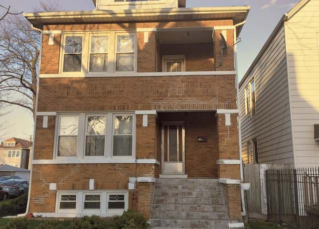 Property at 4603 S Sacramento Ave, Chicago, IL 60632, 5 beds, 3 baths