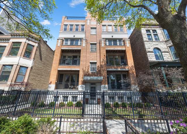 Property at 708 W Aldine Ave #402, Chicago, IL 60657, 2 beds, 2 baths