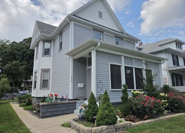 Property at 553 S Greenwood Ave, Kankakee, IL 60901, 3 beds, 2 baths