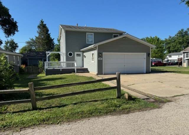 Property at 425 Northlake Rd, Lakemoor, IL 60051, 4 beds, 2 baths