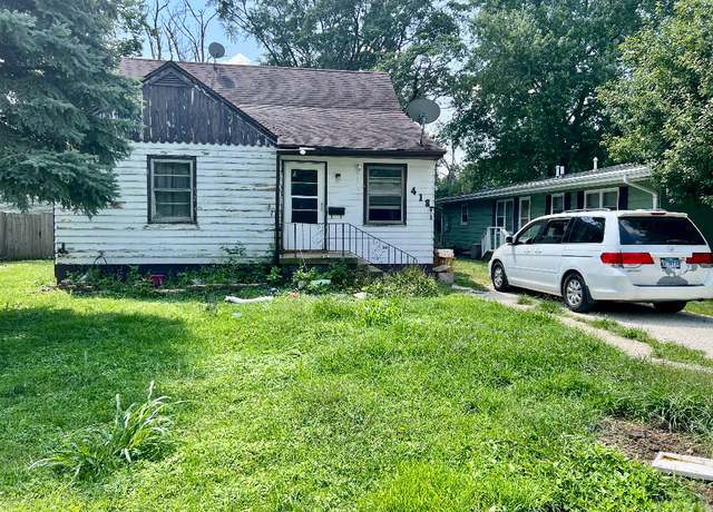 Property at 418 E Chestnut St, Paxton, IL 60957, 3 beds, 2 baths