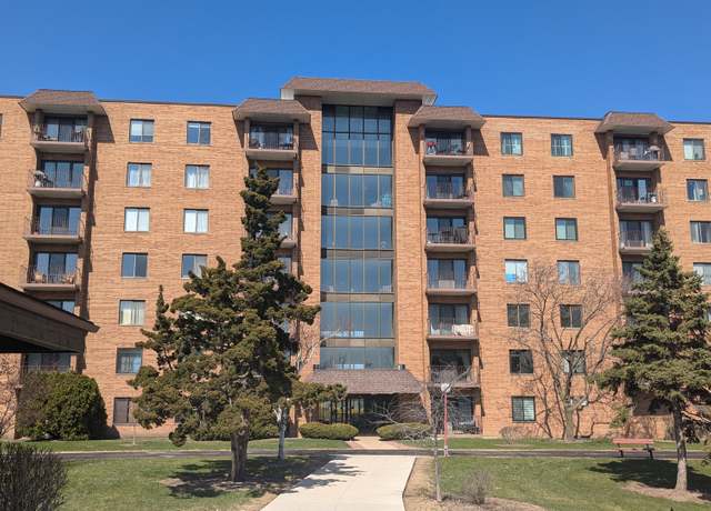 Property at 1717 W Crystal Ln #503, Mount Prospect, IL 60056, 1 bed, 1 bath