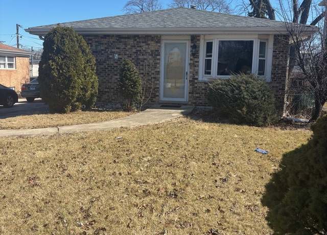 Property at 15925 Lockwood Ave, Oak Forest, IL 60452, 3 beds, 2.5 baths