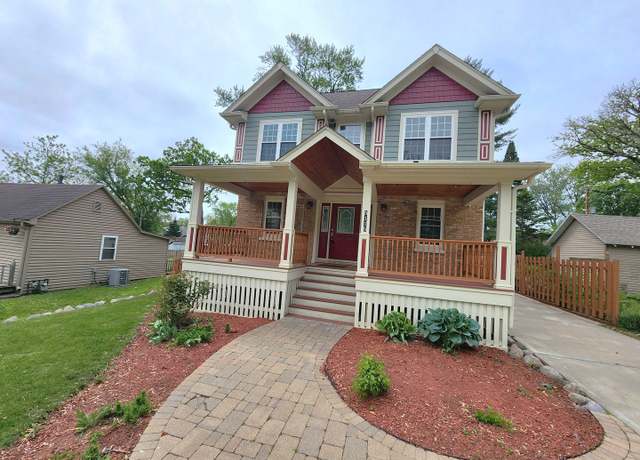 Property at 5115 East Ln, Mchenry, IL 60050, 6 beds, 3.5 baths