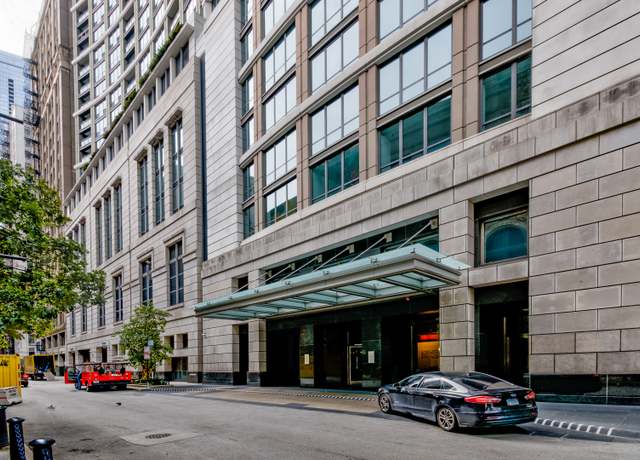 Property at 130 N Garland Ct #3401, Chicago, IL 60602, 3 beds, 2.5 baths