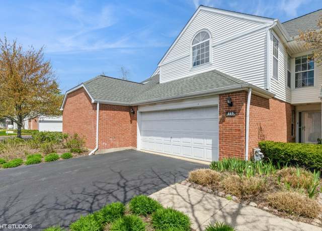 Property at 115 Meadowbrook Ln, Lake Bluff, IL 60044, 2 beds, 2.5 baths