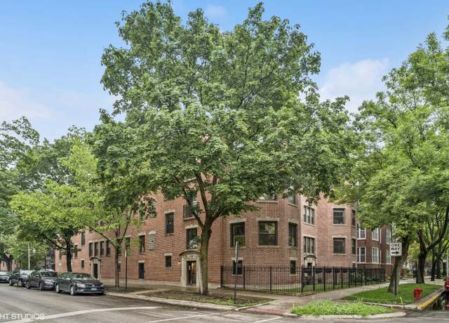 Property at 3539 N Lakewood Ave #3, Chicago, IL 60657, 2 beds, 2 baths