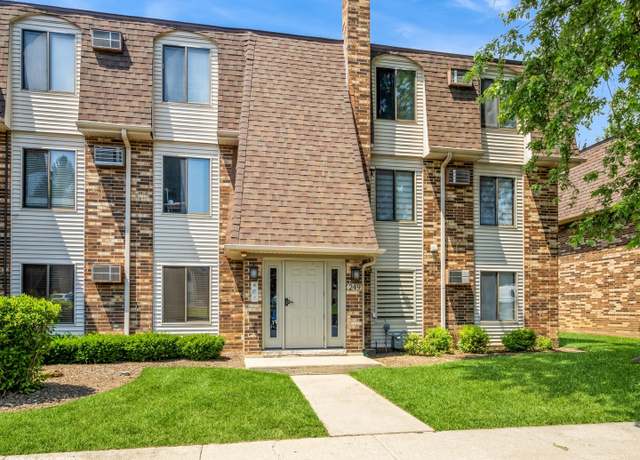 Property at 249 W Court of Shorewood Unit 1B, Vernon Hills, IL 60061, 2 beds, 1.5 baths