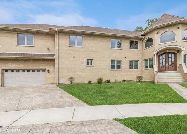 Property at 364 Geri Ln, Des Plaines, IL 60016, 5 beds, 5 baths