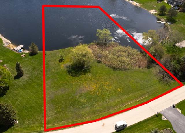 Property at 33589 N Christa Dr, Ingleside, IL 60041
