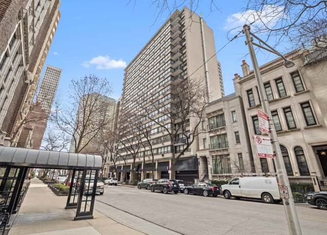 Property at 33 E Cedar St Unit 4H, Chicago, IL 60611, 1 bed, 1 bath