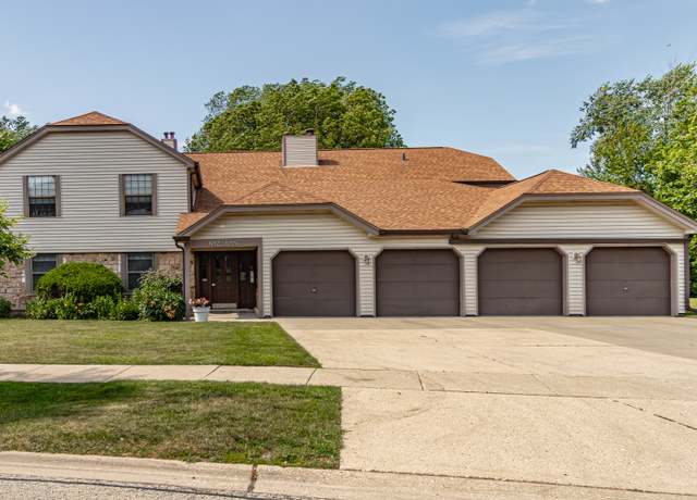 Property at 686 Hapsfield Ln #686, Buffalo Grove, IL 60089, 2 beds, 1 bath