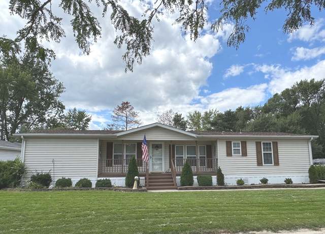 Property at 801 Cayuga Trl, Marengo, IL 60152, 2 beds, 2 baths