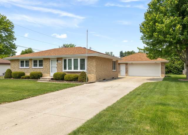 Property at 23548 W Lynn St, Plainfield, IL 60586, 4 beds, 1 bath