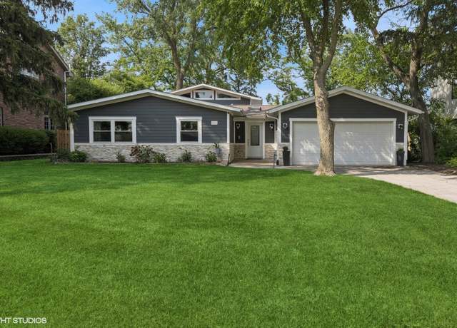 Property at 621 W 56th St, Hinsdale, IL 60521, 4 beds, 3 baths