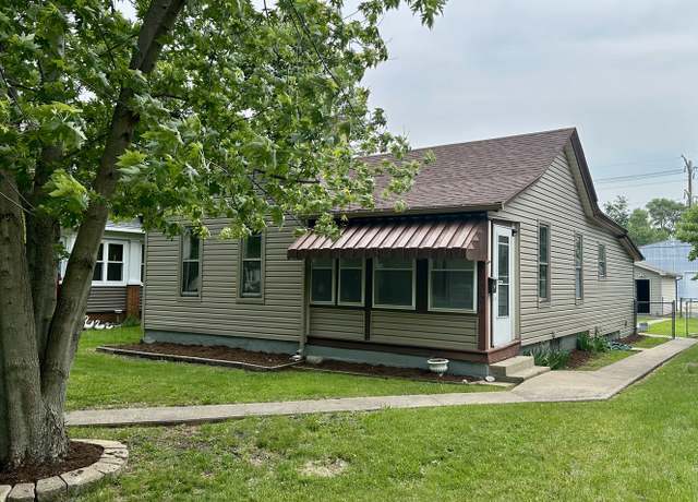 Property at 964 S Washington Ave, Kankakee, IL 60901, 2 beds, 1 bath