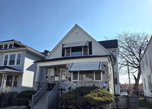 Property at 10535 S Wabash Ave, Chicago, IL 60628, 6 beds, 2.5 baths