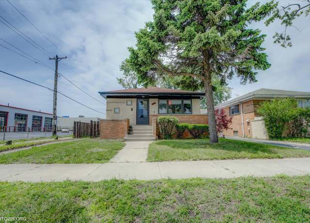 Property at 460 Crandon Ave, Calumet City, IL 60409, 4 beds, 2 baths