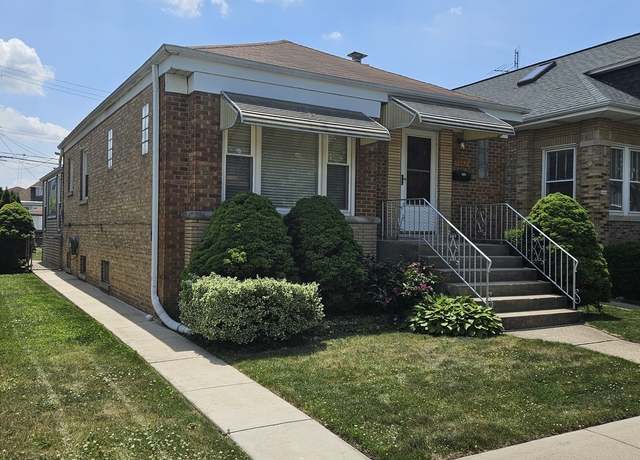 Property at 5823 W Addison St, Chicago, IL 60634, 2 beds, 2 baths