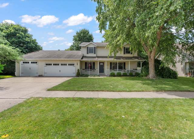 Property at 507 Northridge Dr, Mahomet, IL 61853, 4 beds, 2.5 baths