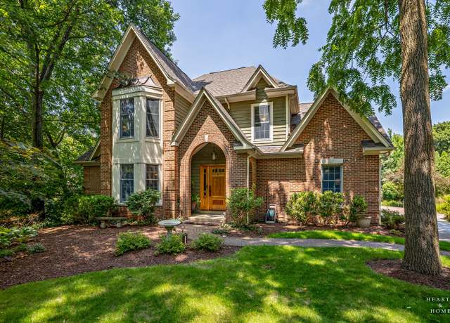 Property at 36W628 Oak Hill Dr, Dundee, IL 60118, 4 beds, 3.5 baths