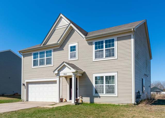 Property at 39862 Waterloo Dr, Beach Park, IL 60083, 3 beds, 2.5 baths