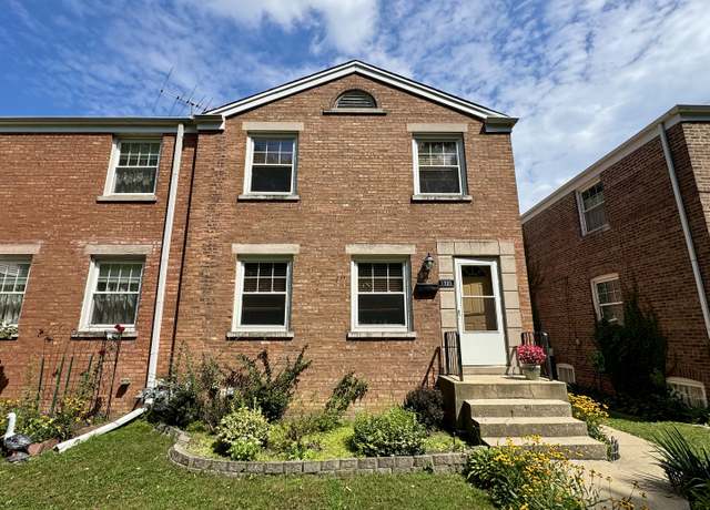 Property at 1735 Linden St, Des Plaines, IL 60018, 2 beds, 2 baths