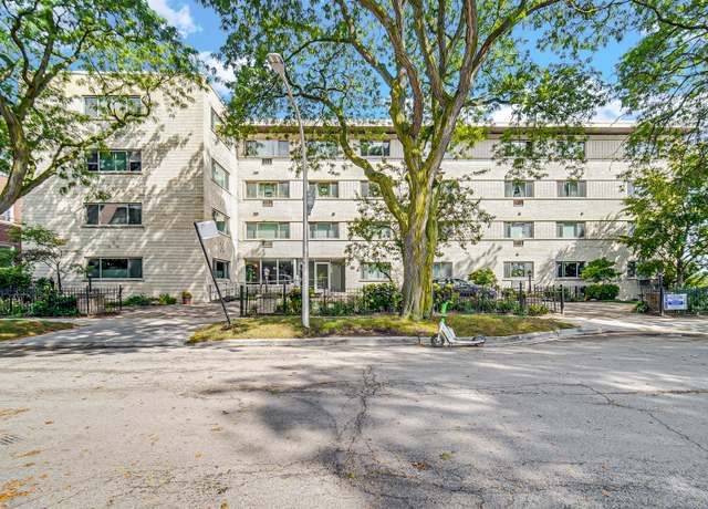 Property at 1050 W Columbia Ave Unit 2E, Chicago, IL 60626, 1 bed, 1 bath