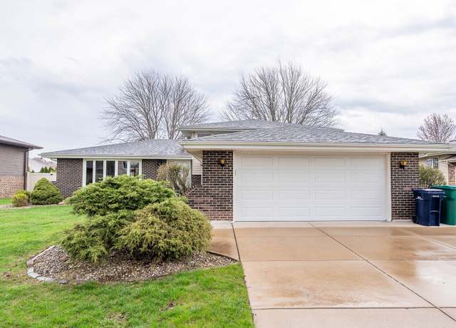 Property at 14137 Terry Dr, Orland Park, IL 60462, 3 beds, 2 baths