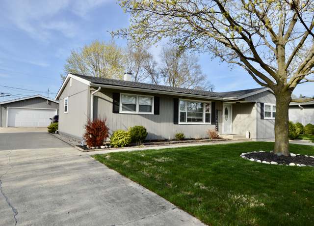Property at 4910 Bonner Dr, Mchenry, IL 60050, 3 beds, 2 baths
