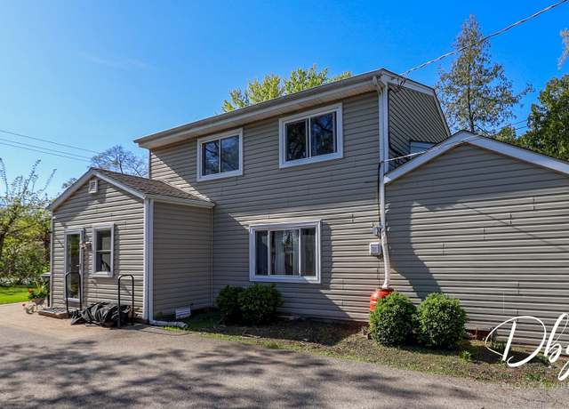 Property at 34119 N Hainesville Rd, Round Lake, IL 60073, 5 beds, 2 baths