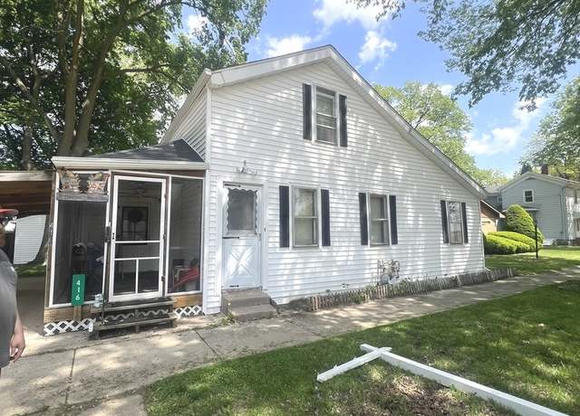 Property at 416 W Washington St, Morris, IL 60450, 4 beds, 2 baths