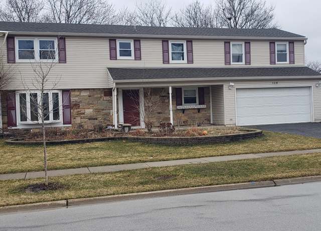 Property at 426 Argyll Ln, Schaumburg, IL 60194, 5 beds, 2.5 baths