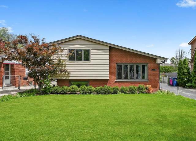 Property at 537 N Yale Ave N, Villa Park, IL 60181, 5 beds, 2 baths