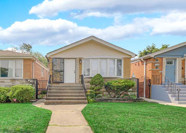 Property at 1007 W 110th St, Chicago, IL 60643, 5 beds, 2 baths