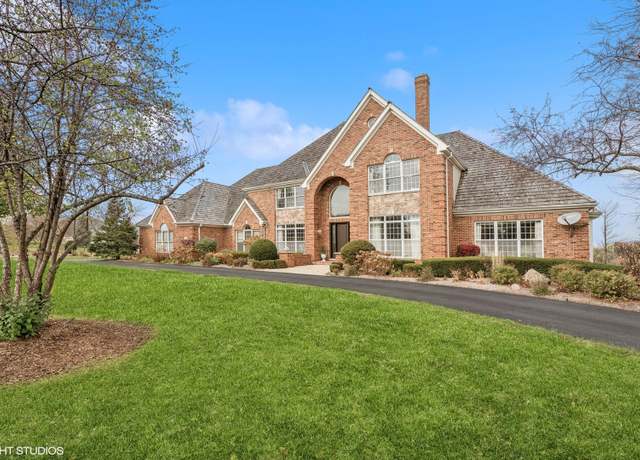 Property at 1100 Glencrest Dr, Inverness, IL 60010, 5 beds, 4.5 baths