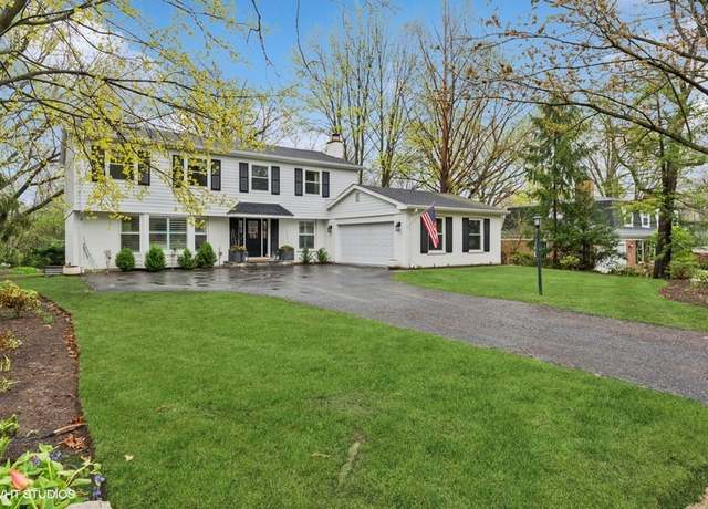 Property at 725 Timber Ln, Lake Forest, IL 60045, 5 beds, 3.5 baths